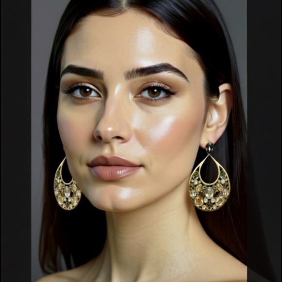 Swarvoski Crystal topaz champagne Teardrop Earrings - Picture 1 of 8